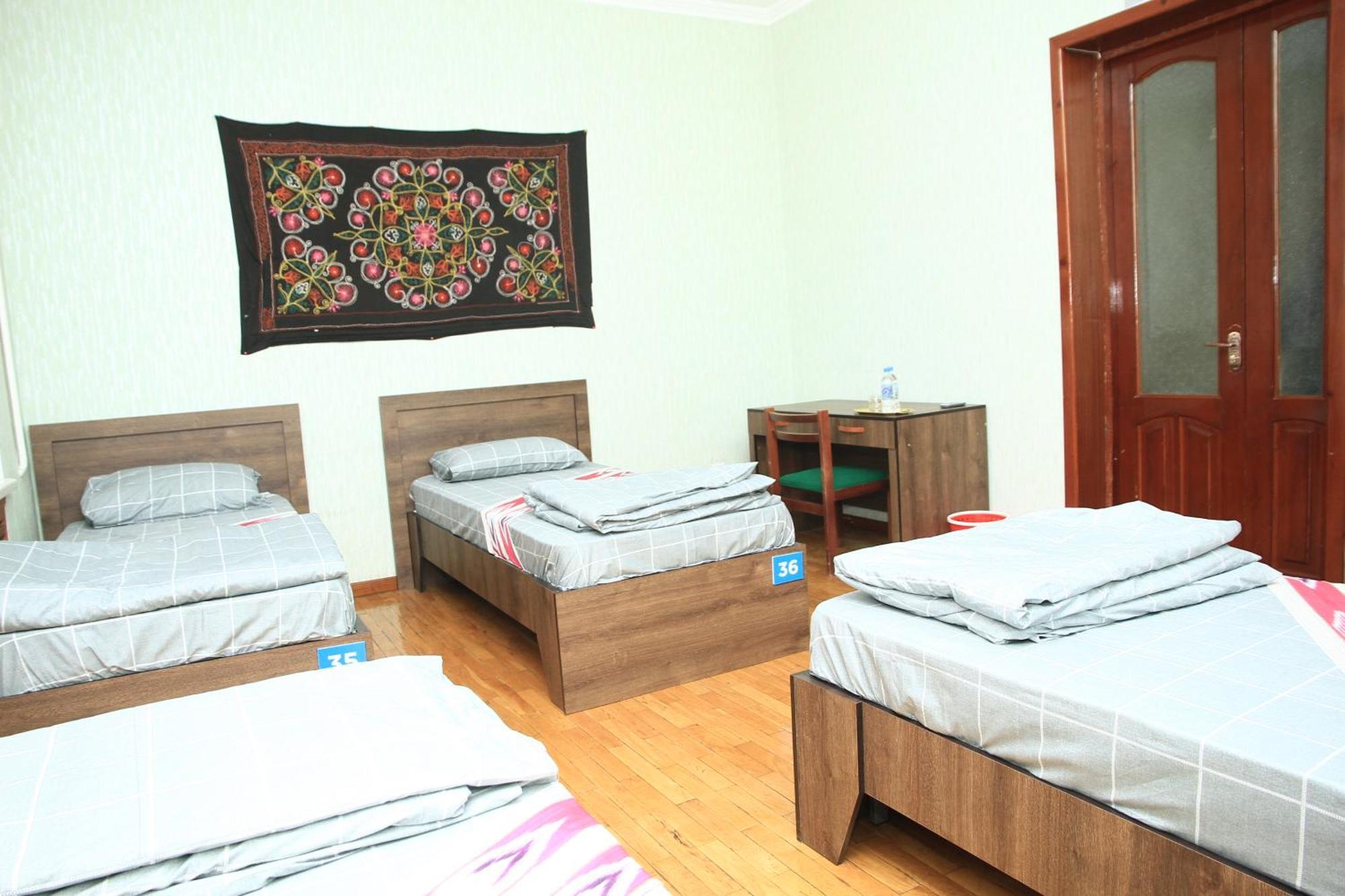 Yellow Hostel Душанбе Экстерьер фото