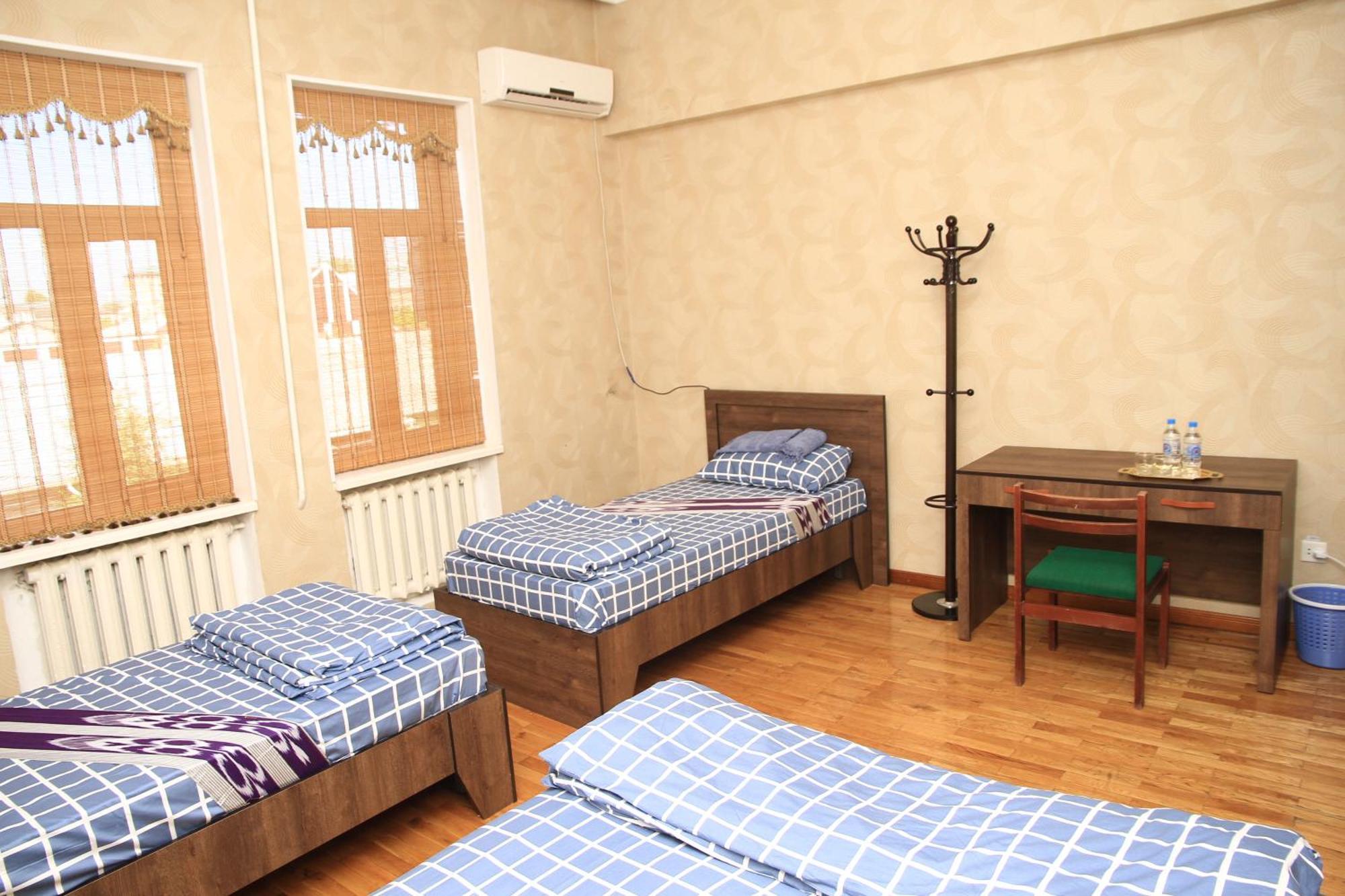 Yellow Hostel Душанбе Экстерьер фото
