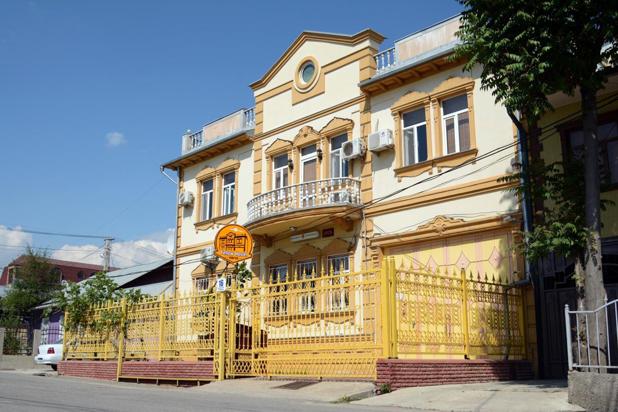 Yellow Hostel Душанбе Экстерьер фото