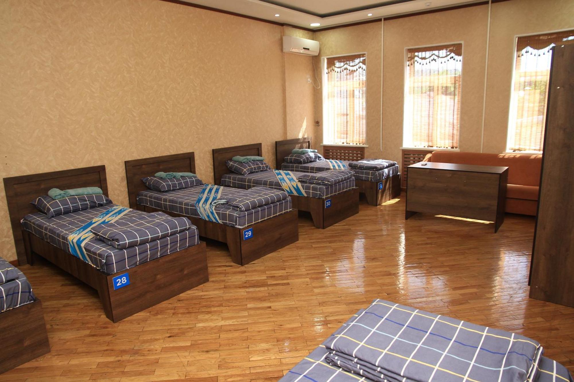 Yellow Hostel Душанбе Экстерьер фото