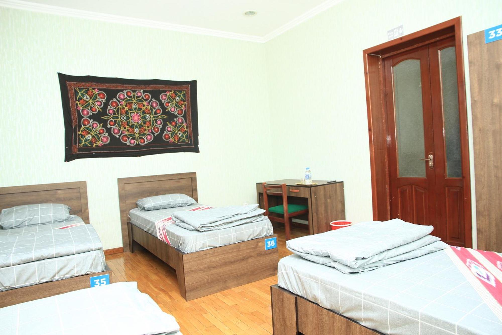 Yellow Hostel Душанбе Экстерьер фото