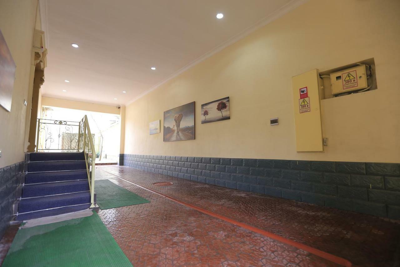 Yellow Hostel Душанбе Экстерьер фото