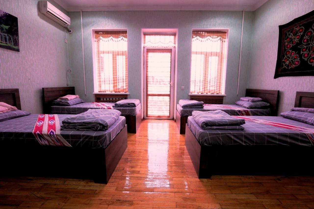 Yellow Hostel Душанбе Экстерьер фото