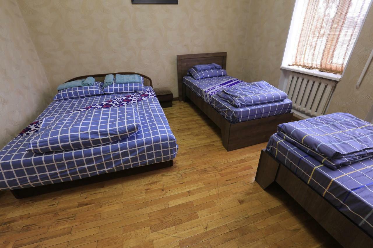 Yellow Hostel Душанбе Экстерьер фото