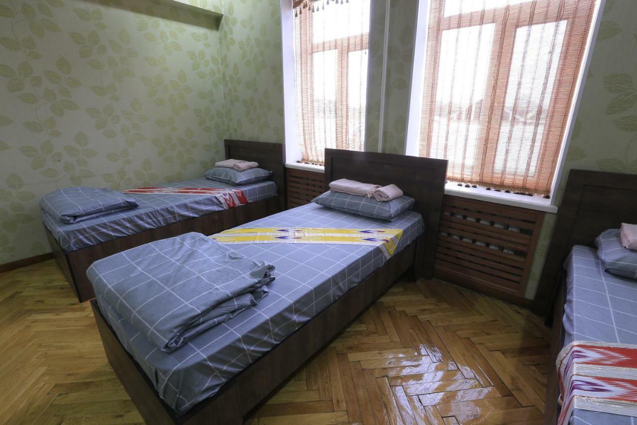 Yellow Hostel Душанбе Экстерьер фото