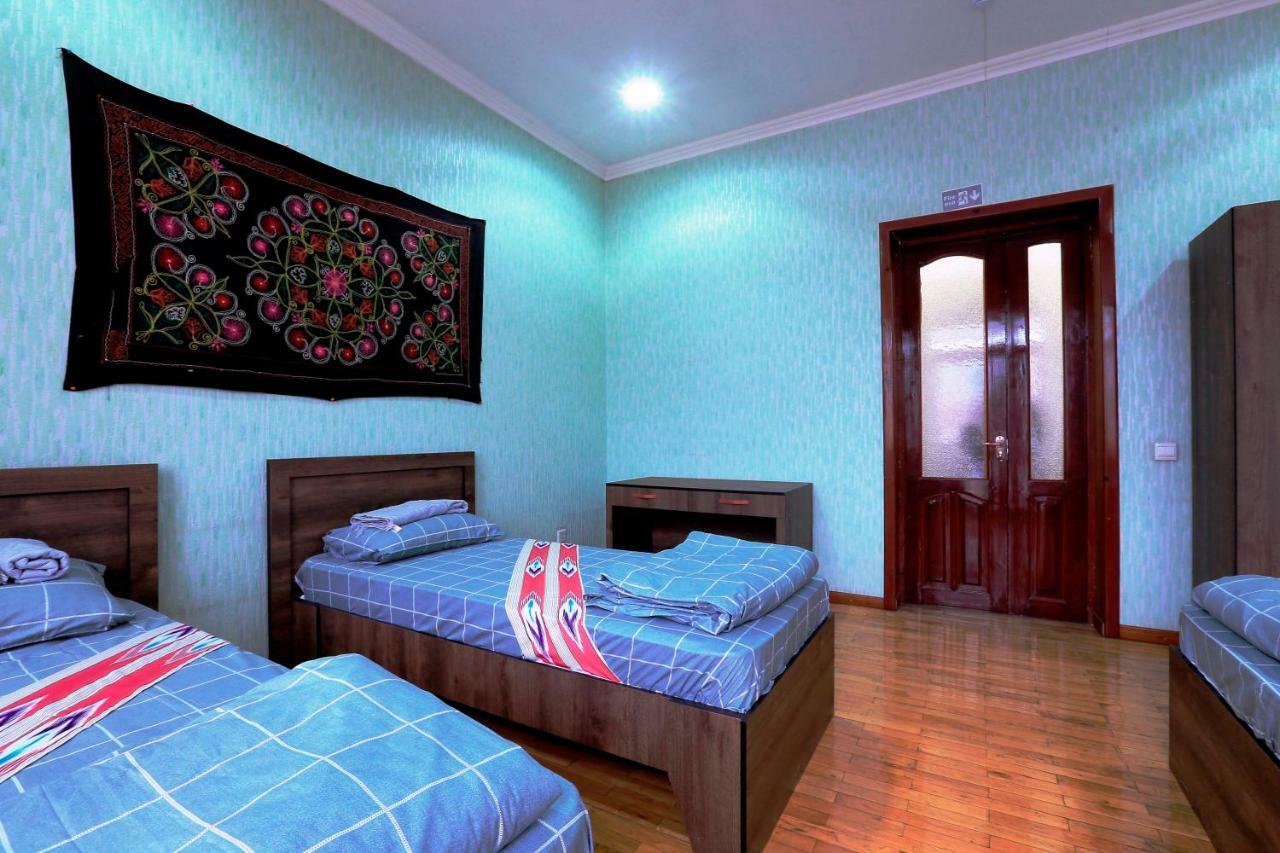Yellow Hostel Душанбе Экстерьер фото