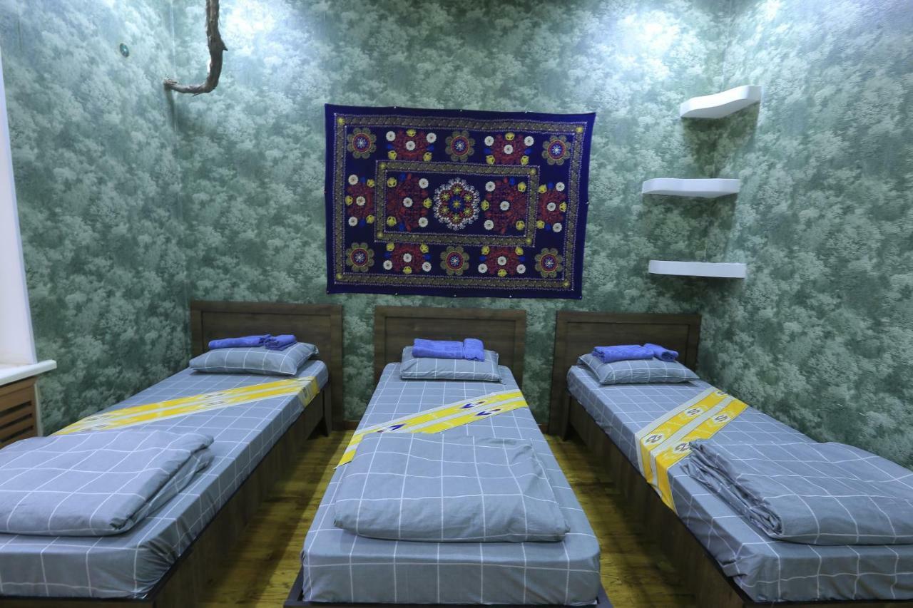 Yellow Hostel Душанбе Экстерьер фото
