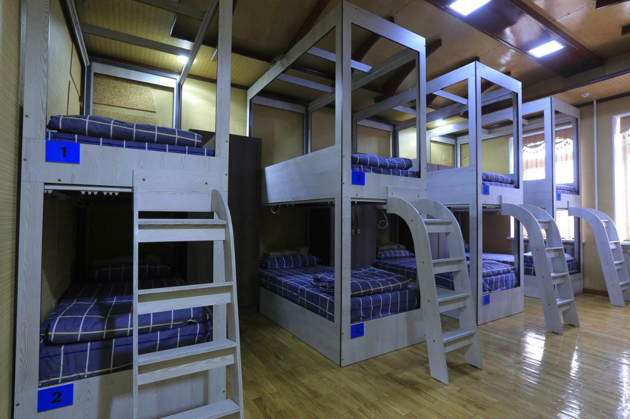 Yellow Hostel Душанбе Экстерьер фото