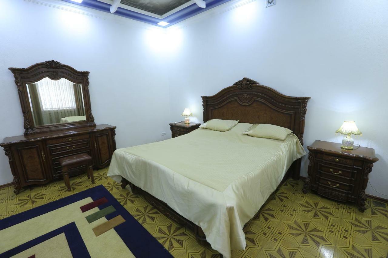 Yellow Hostel Душанбе Экстерьер фото